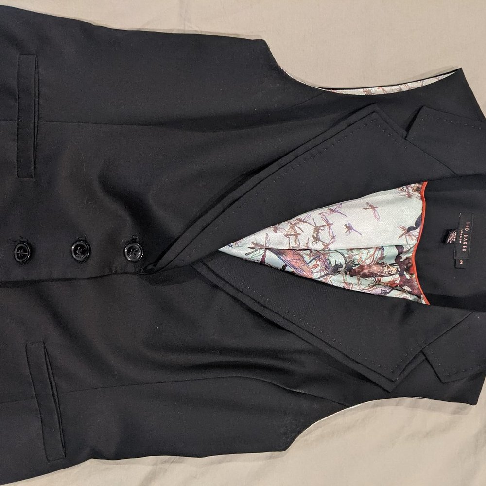 Beautiful Ted Baker Vest w/ Floral Print
